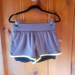 Fabletics running shorts- size medium euc